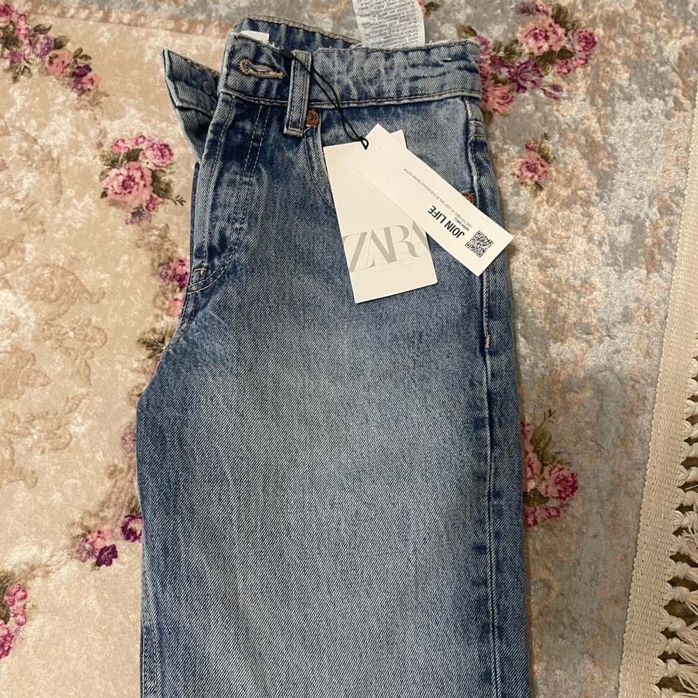 Zara straight Jeans